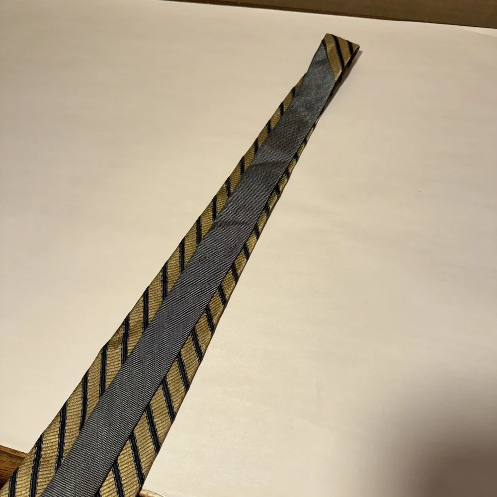 Tommy‎ Hilfiger Men's Silk Necktie Tie Striped Vintage USA